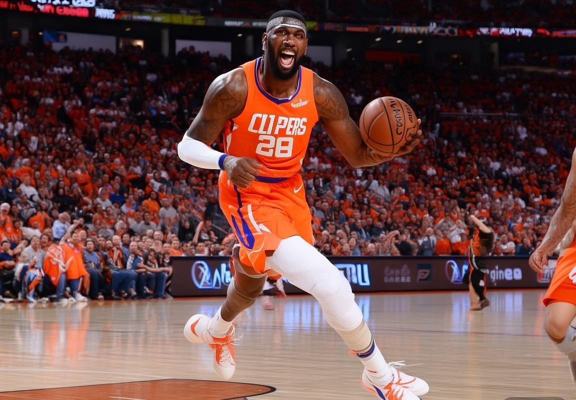 快船力克火箭，西部对决演绎团队协作胜利(图2)