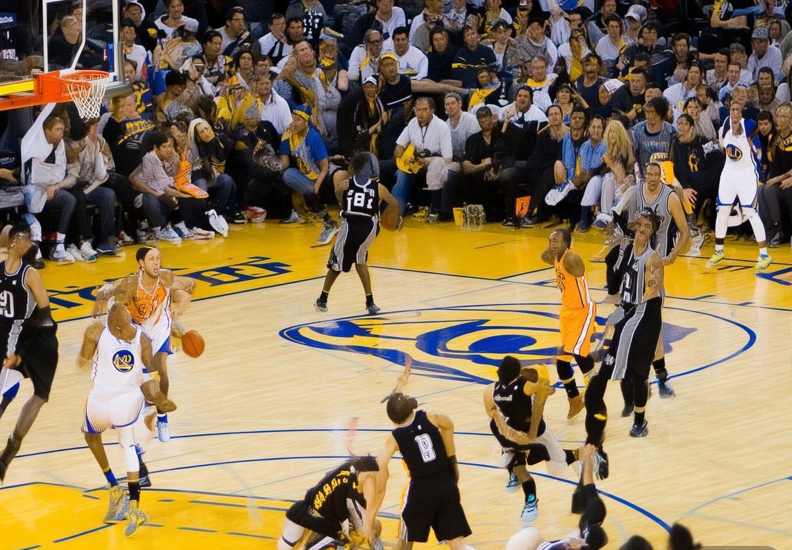 2013NBA西决：勇士马刺巅峰对决，风格碰撞火花四溅(图1)